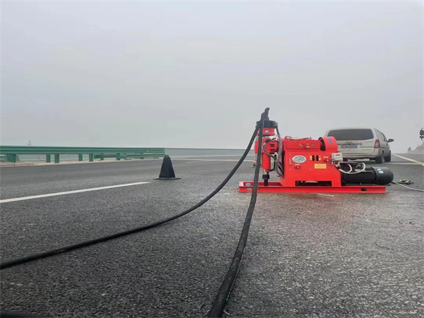 渠县马路路基路面开裂下沉注浆加固灌浆